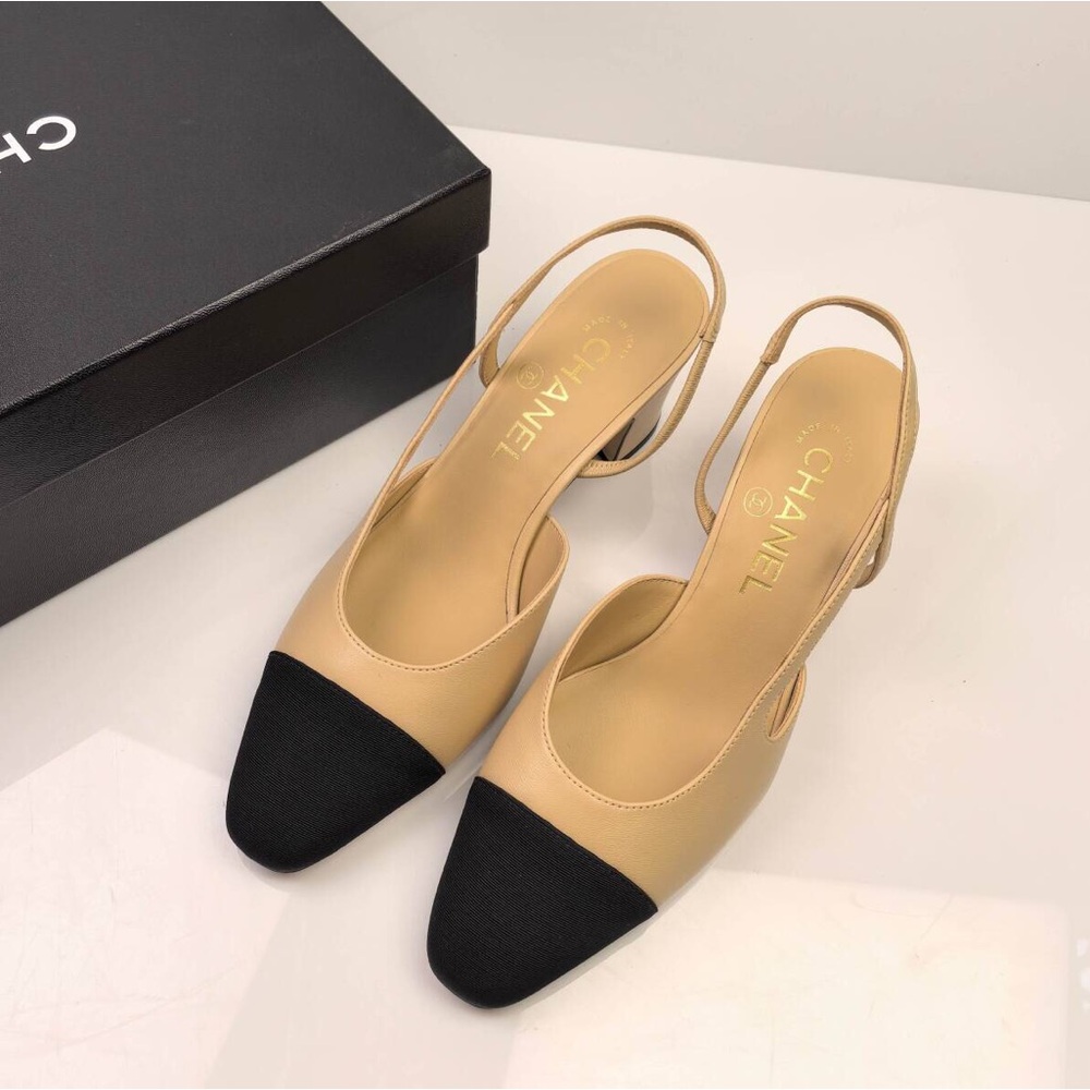 CHANEL Two-Tone Slingback Heels - Picture 2 of 8
